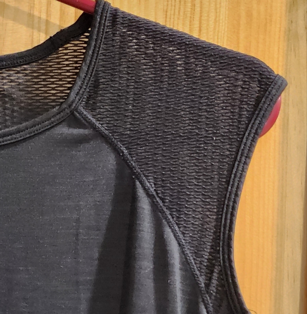 Tapout Mesh Athletic Workout Shirt - Picture 2 of 9